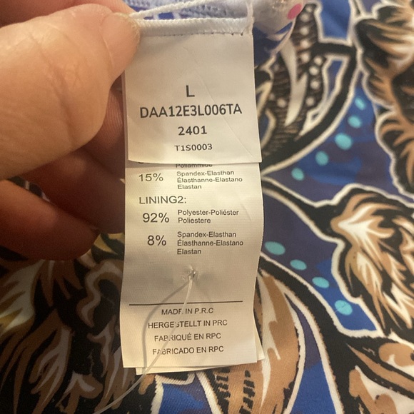 Cupshe Floral V-Neck, Self-Tie Back, Tummy Control Front One Piece Swimsuit - Picture 13 of 15